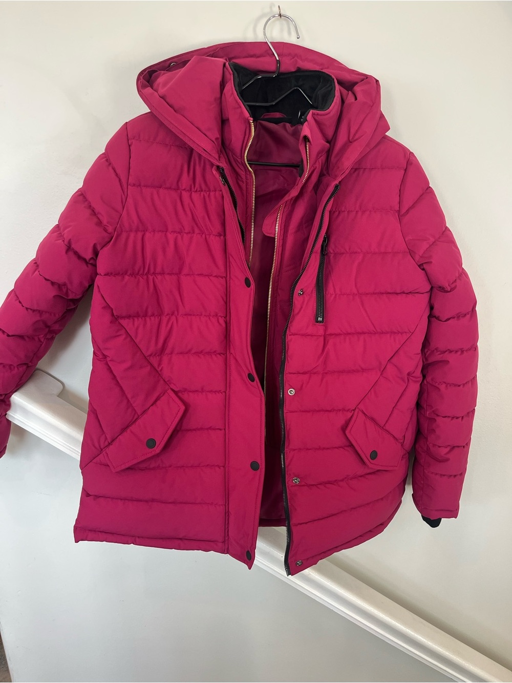 Swiss Tech Hooded Insulated Puffer Jacket | Women's Small | Pink